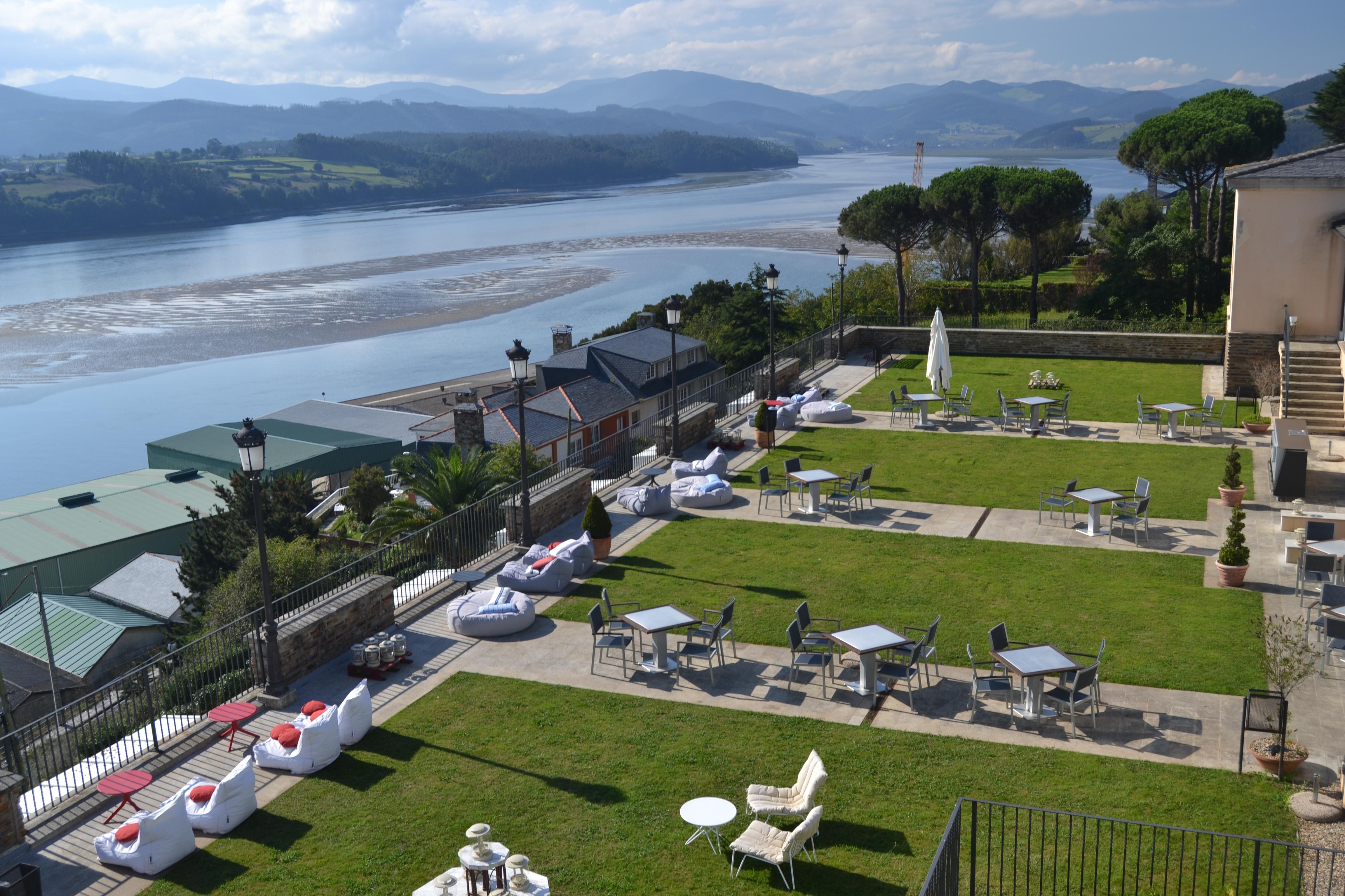 Parador De Ribadeo Exterior photo