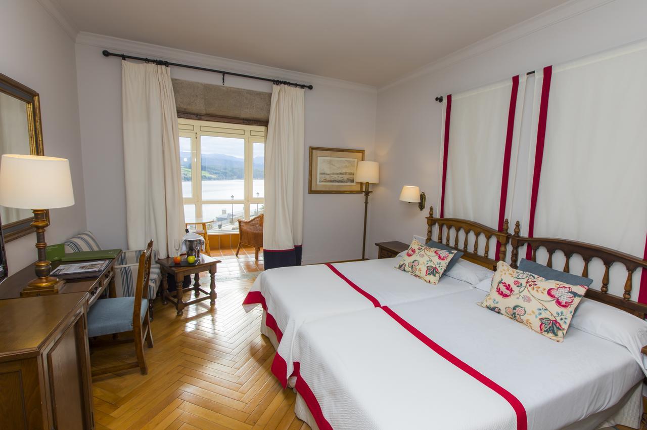 Parador De Ribadeo Exterior photo